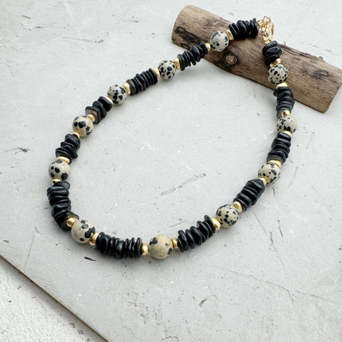 NINOA  NECKLACE CAMEL | שרשרת אבנים טבעיות