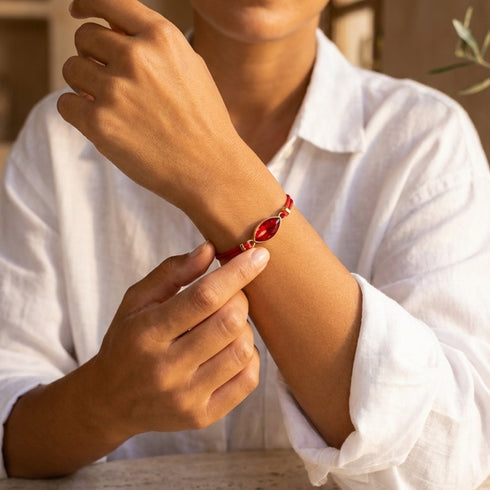 ZODIC RED BRACELET |  צמיד בציפוי זהב