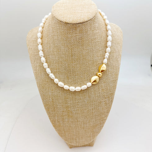 ROSEL NECKLACE- שרשרת פנינים טבעיות