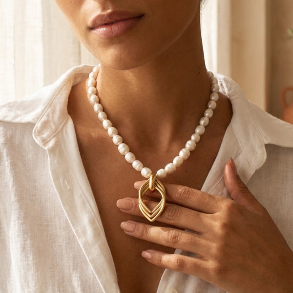 LOTUS PEARLS| שרשרת פנינים קצרה