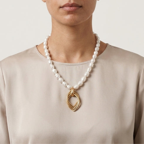 LOTUS PEARLS| שרשרת פנינים קצרה