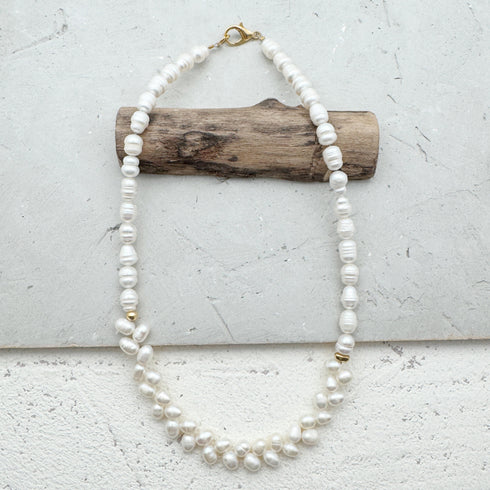 MENIFA NECKLACE  |שרשרת פנינים מתורבתות