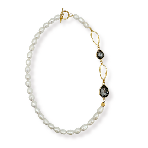 MOON PEARL CRYSTAL NECKLACE|  שרשרת פנינים טבעיות