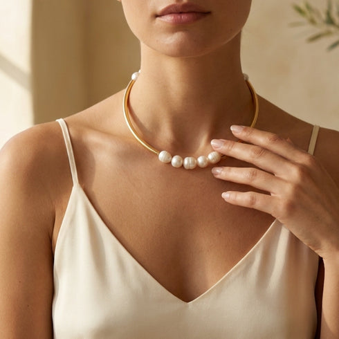 GISEL NECKLACE PEARL| שרשרת צ׳וקר עם פנינים