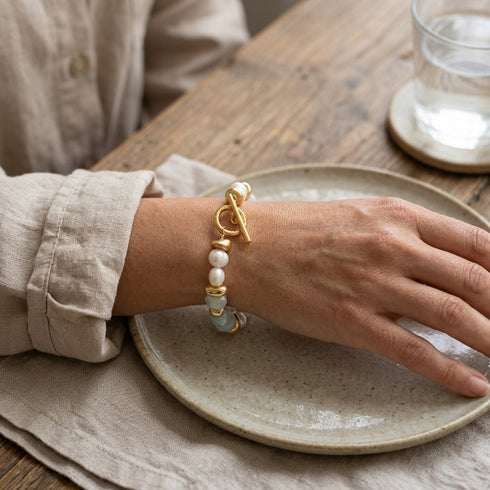 PACIFIC PEARL BRACELET- צמיד פנינים  ואבנים טבעיות